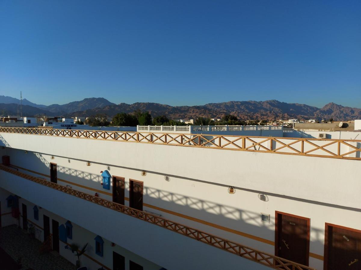 Golden Plaza Dahab Resort Bagian luar foto